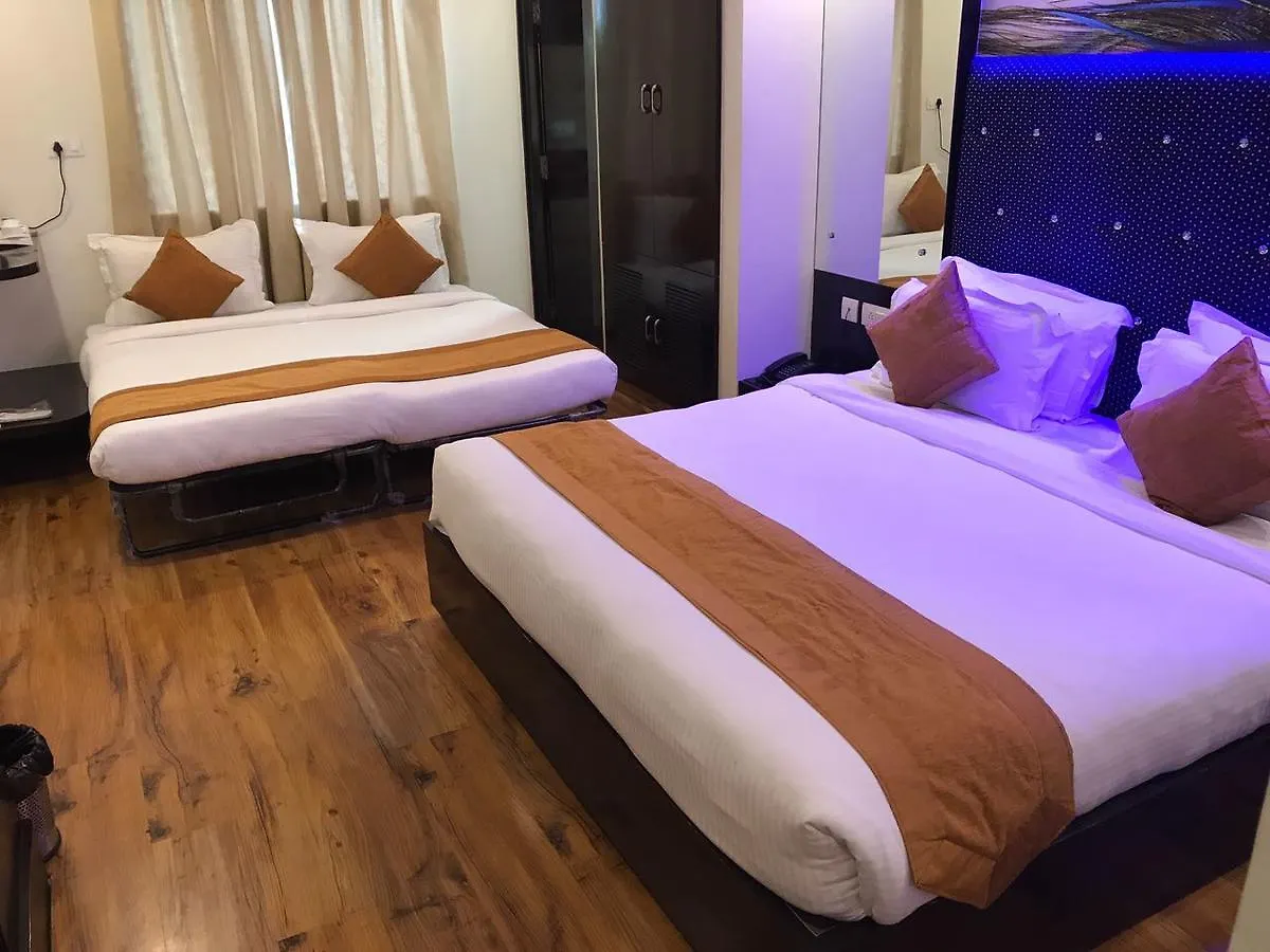 Hotel Pearl Blue Agra  3*, Agra (Uttar Pradesh) India