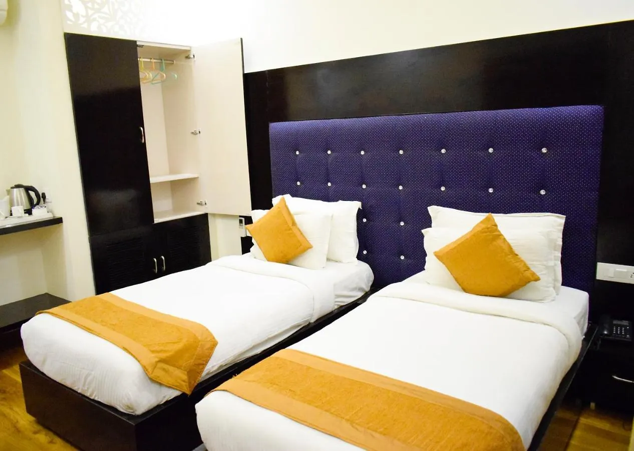 Hotel Pearl Blue Agra