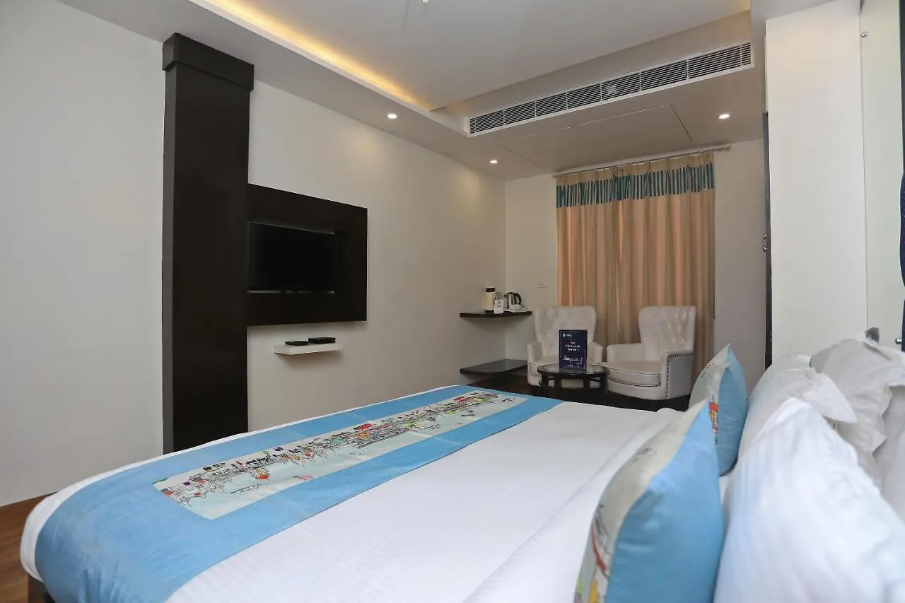 Hotel Pearl Blue Agra  3*, Agra (Uttar Pradesh)