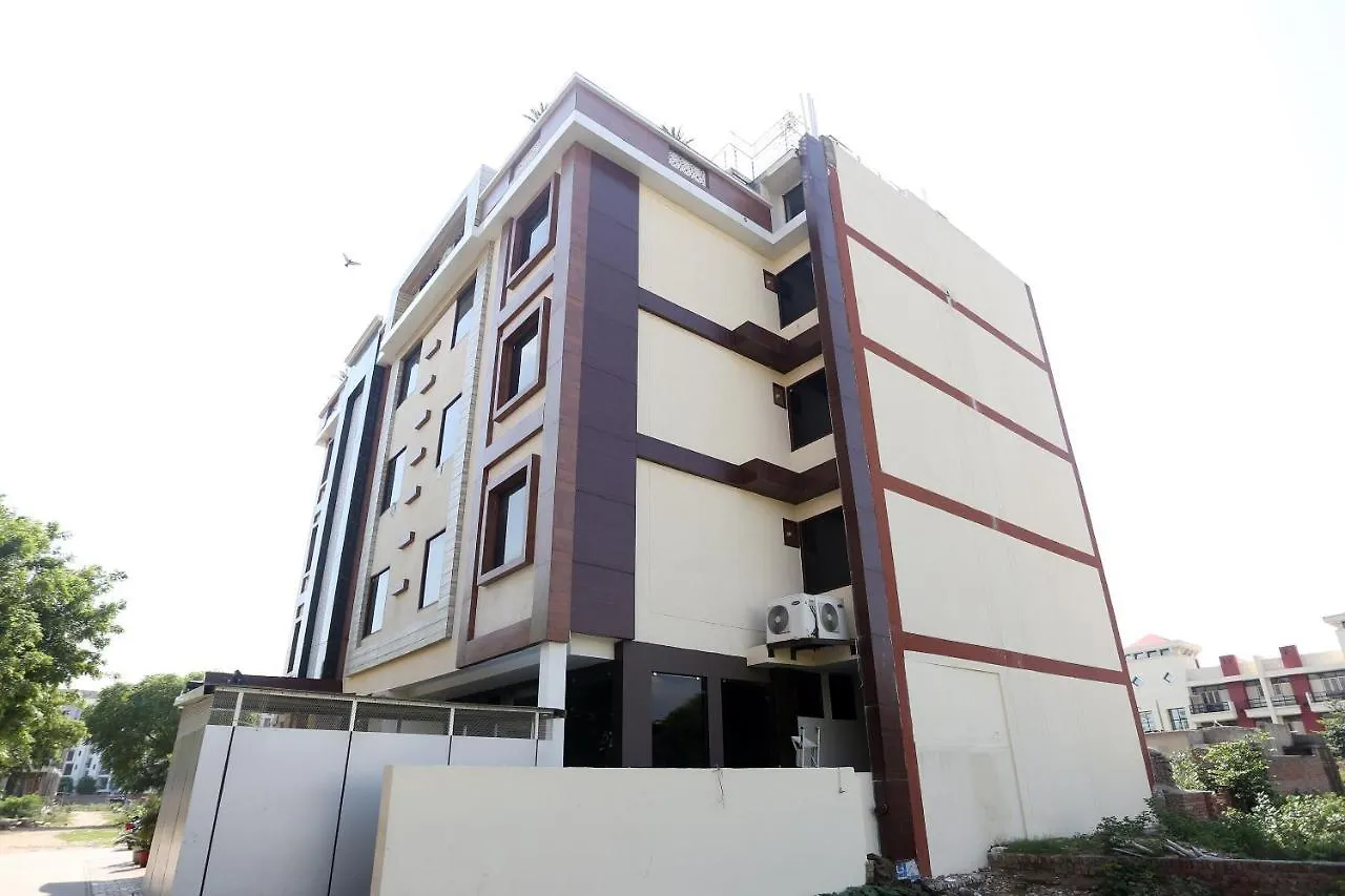 Hotel Pearl Blue Agra